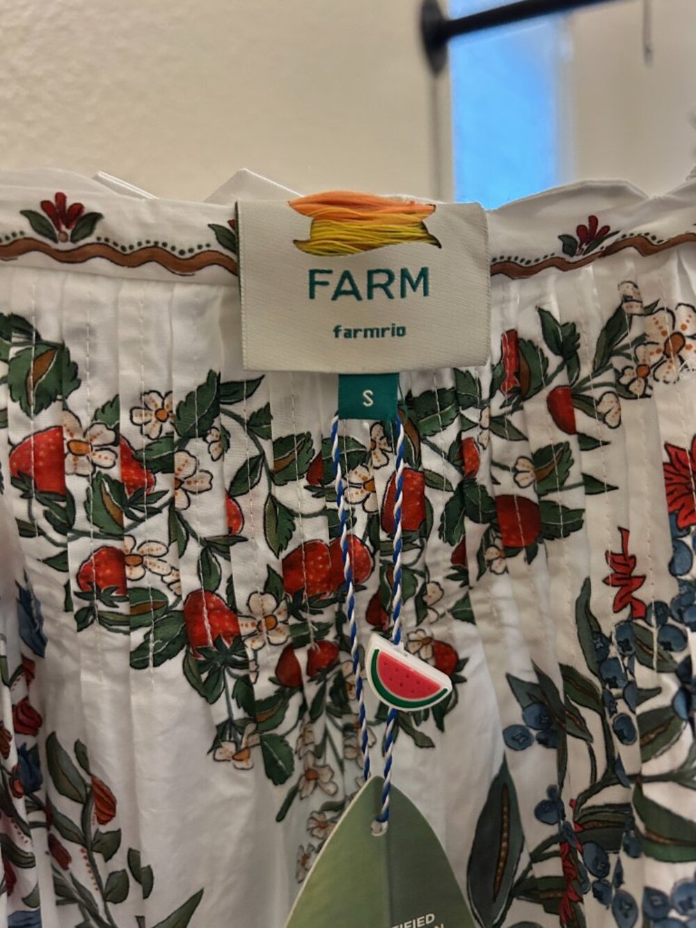 Farm Rio Off White Fruit Beauty Scarf Blouse (NWT) Small - Picture 4 of 7